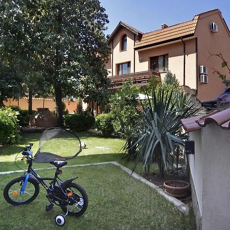 מלון Perushtitsa Anita House מראה חיצוני תמונה